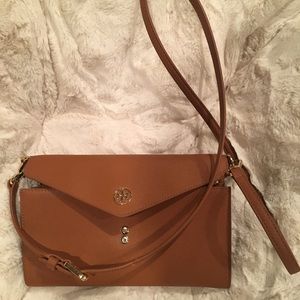 Like new Tory Butch crossbody!